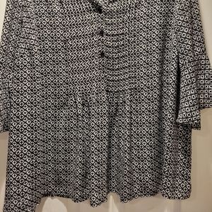 Catherine's 2x 22w/24w black and gray